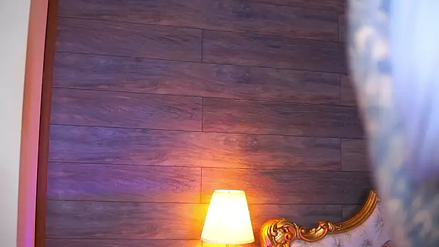 Juicy Jessye online show from March 6, 8:49 pm