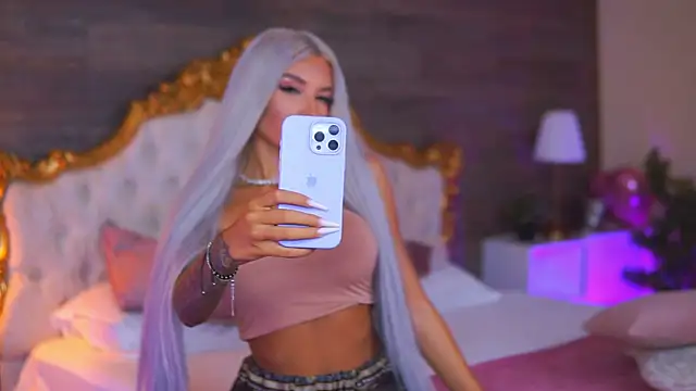 Juicy Jessye online show from July 29, 7:56 pm