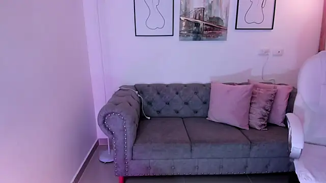 Layla Breezee online show from March 12, 12:33 pm