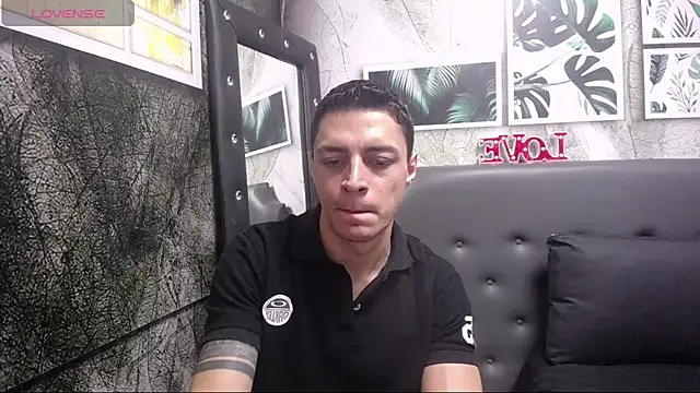 Frank Millers online show from February 11, 7:05 pm