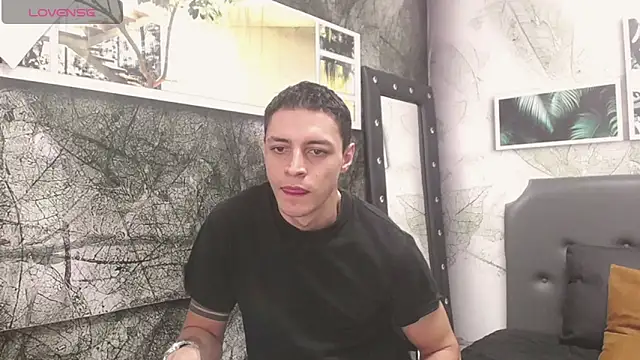 Frank Millers online show from March 12, 5:49 pm