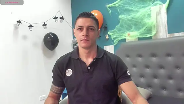 Frank Millers online show from October 27, 7:51 pm