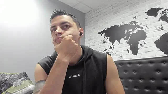 Frank Millers online show from December 4, 6:27 pm