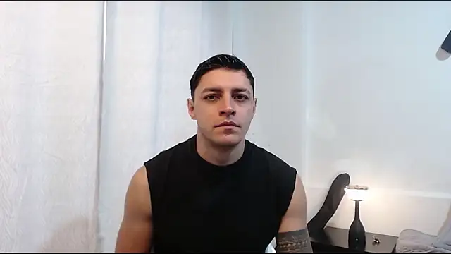 Snapshot of Frank_Millers chatting on April 23, 12:15 pm Frank Millers online show from April 23, 12:15 pm