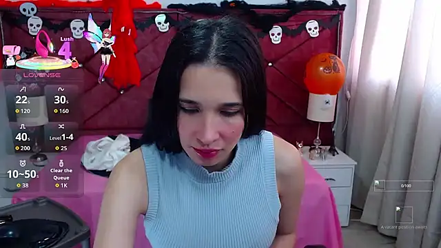 victoria adams07 online show from October 4, 2:04 pm