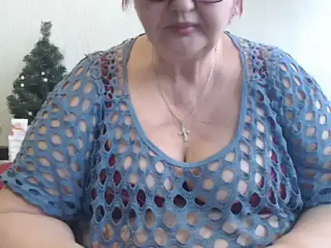 DeniseeRosea online show from February 17, 12:05 pm