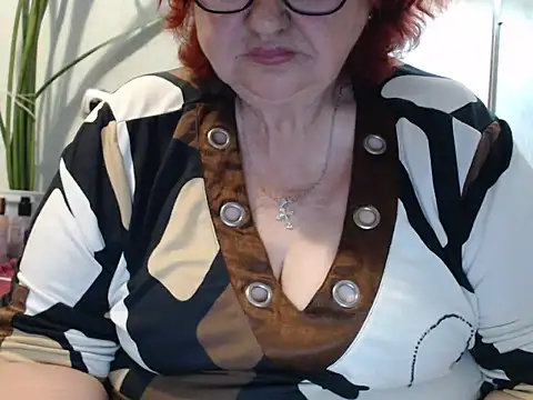 DeniseeRosea online show from June 9, 11:27 pm