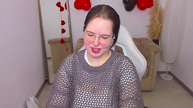 Manic pixie  online show from February 11, 3:39 pm