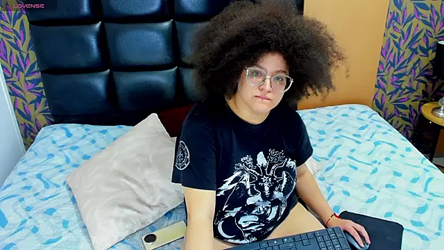 lilith mesa online show from November 1, 3:52 am