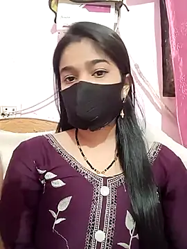 Snapshot of Simran-001 chatting on October 21, 1:56 pm Simran-001 online show from October 21, 1:56 pm