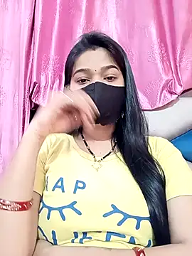 Snapshot of Simran-001 chatting on October 29, 8:32 pm Simran-001 online show from October 29, 8:32 pm