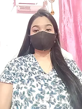 Snapshot of Simran-001 chatting on December 1, 11:26 am Simran-001 online show from December 1, 11:26 am