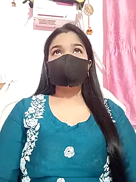 Snapshot of Simran-001 chatting on December 3, 11:52 am Simran-001 online show from December 3, 11:52 am