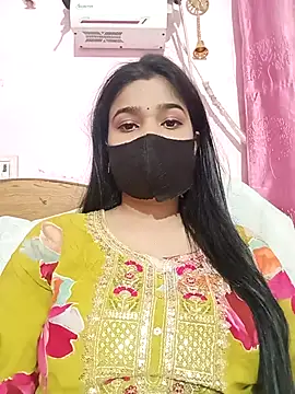 Snapshot of Simran-001 chatting on December 4, 12:47 pm Simran-001 online show from December 4, 12:47 pm