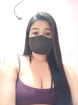 Snapshot of Simran-001 chatting on February 21, 12:17 pm Simran-001 online show from February 21, 12:17 pm