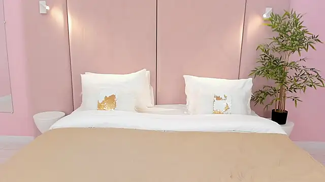 SandraTucker online show from January 22, 5:05 am