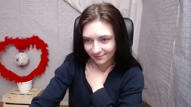 AmandaJi  online show from February 12, 7:13 am