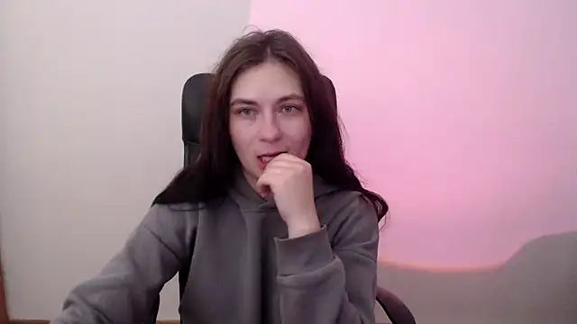 AmandaJi  online show from December 4, 7:06 am