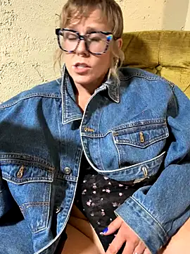 I am babydoll online show from November 19, 3:50 am