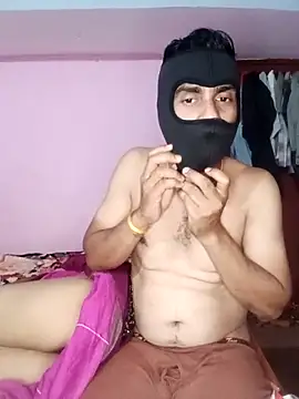 Snapshot of USHA_BHABHI chatting on April 4, 3:53 pm USHA BHABHI online show from April 4, 3:53 pm