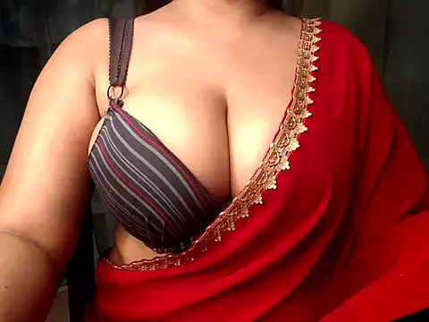Snapshot of Saanviraa chatting on April 9, 2:22 am Saanviraa online show from April 9, 2:22 am
