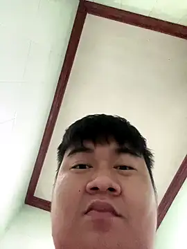 Snapshot of pm01 chatting on October 14, 3:24 pm pm01 online show from October 14, 3:24 pm