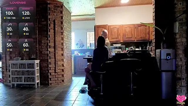 Snapshot of ourjourneyxoxoxo chatting on November 20, 9:20 am ourjourneyxoxoxo online show from November 20, 9:20 am