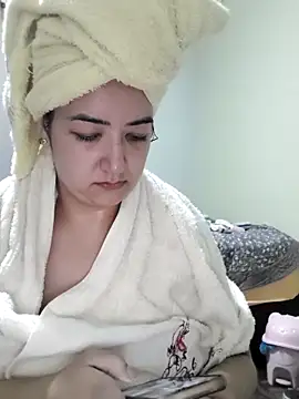 Snapshot of Byabundao chatting on February 19, 8:52 pm Byabundao online show from February 19, 8:52 pm