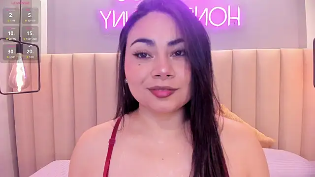 Snapshot of Naomymonroe_ chatting on June 7, 11:47 am Naomymonroe online show from June 7, 11:47 am