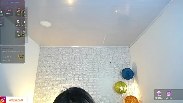 natyk m online show from February 15, 5:39 pm