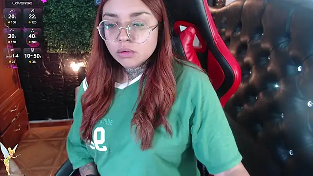 natyk m online show from October 13, 8:42 pm