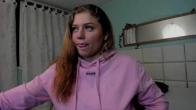 alaia greyy online show from March 8, 1:03 pm