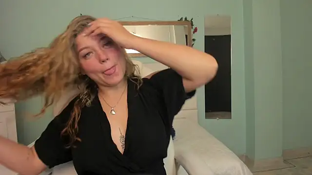 alaia greyy online show from March 10, 12:48 pm