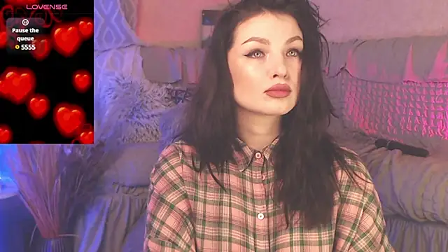 BritneyBarker online show from December 31, 2:40 am