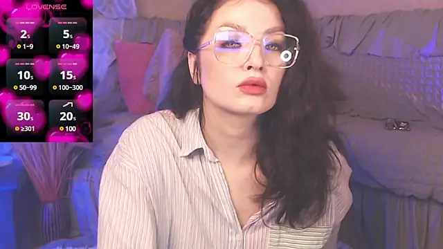 BritneyBarker online show from January 10, 2:46 am