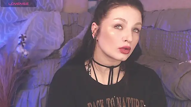 BritneyBarker online show from January 16, 1:27 am