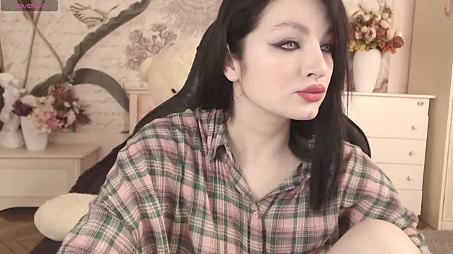 BritneyBarker online show from February 11, 2:05 am