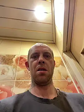 Snapshot of MaxDevilWhite chatting on March 3, 9:10 pm MaxDevilWhite online show from March 3, 9:10 pm