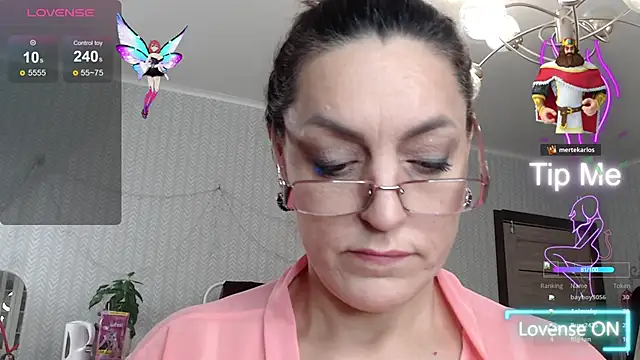 Snapshot of Soffya_Soy chatting on November 9, 1:37 am Soffya Soy online show from November 9, 1:37 am