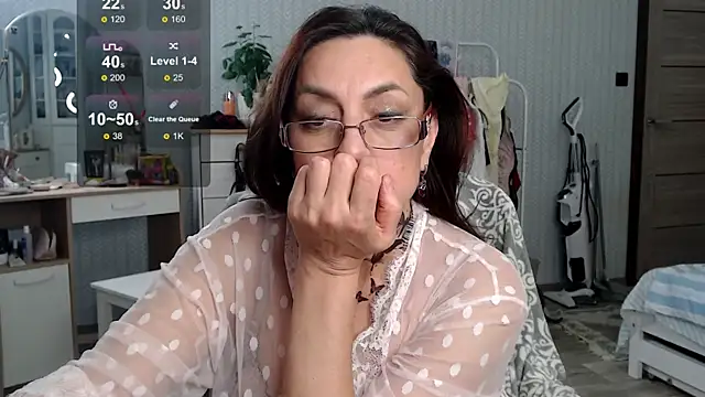 Snapshot of Soffya_Soy chatting on November 30, 11:42 pm Soffya Soy online show from November 30, 11:42 pm