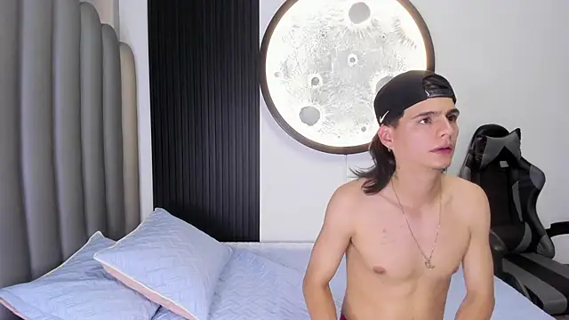 Martshall09 online show from October 15, 8:53 pm