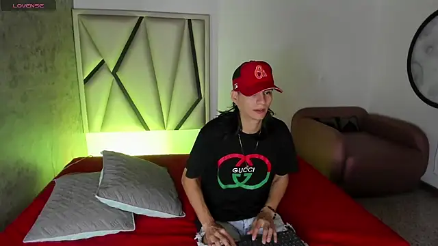 Martshall09 online show from March 4, 8:15 pm