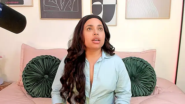 RachelRusso online show from February 21, 3:56 am