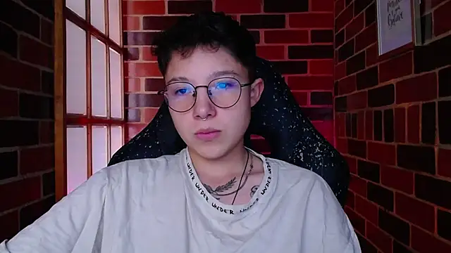 Rio twrr online show from February 8, 8:21 pm