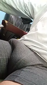 Snapshot of Andre16c chatting on March 26, 6:02 pm Andre16c online show from March 26, 6:02 pm