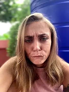 White Lu online show from November 24, 2:11 am