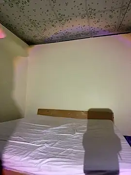 White Lu online show from March 27, 2:17 am