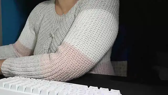 Snapshot of bunnyfox420 chatting on November 16, 7:08 pm bunnyfox420 online show from November 16, 7:08 pm