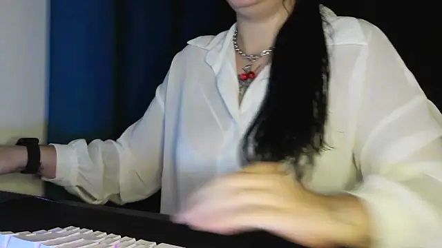 Snapshot of bunnyfox420 chatting on November 18, 7:29 pm bunnyfox420 online show from November 18, 7:29 pm