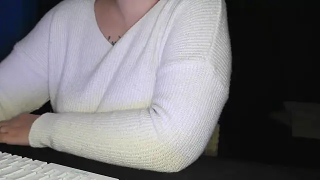 Snapshot of bunnyfox420 chatting on November 20, 6:40 pm bunnyfox420 online show from November 20, 6:40 pm